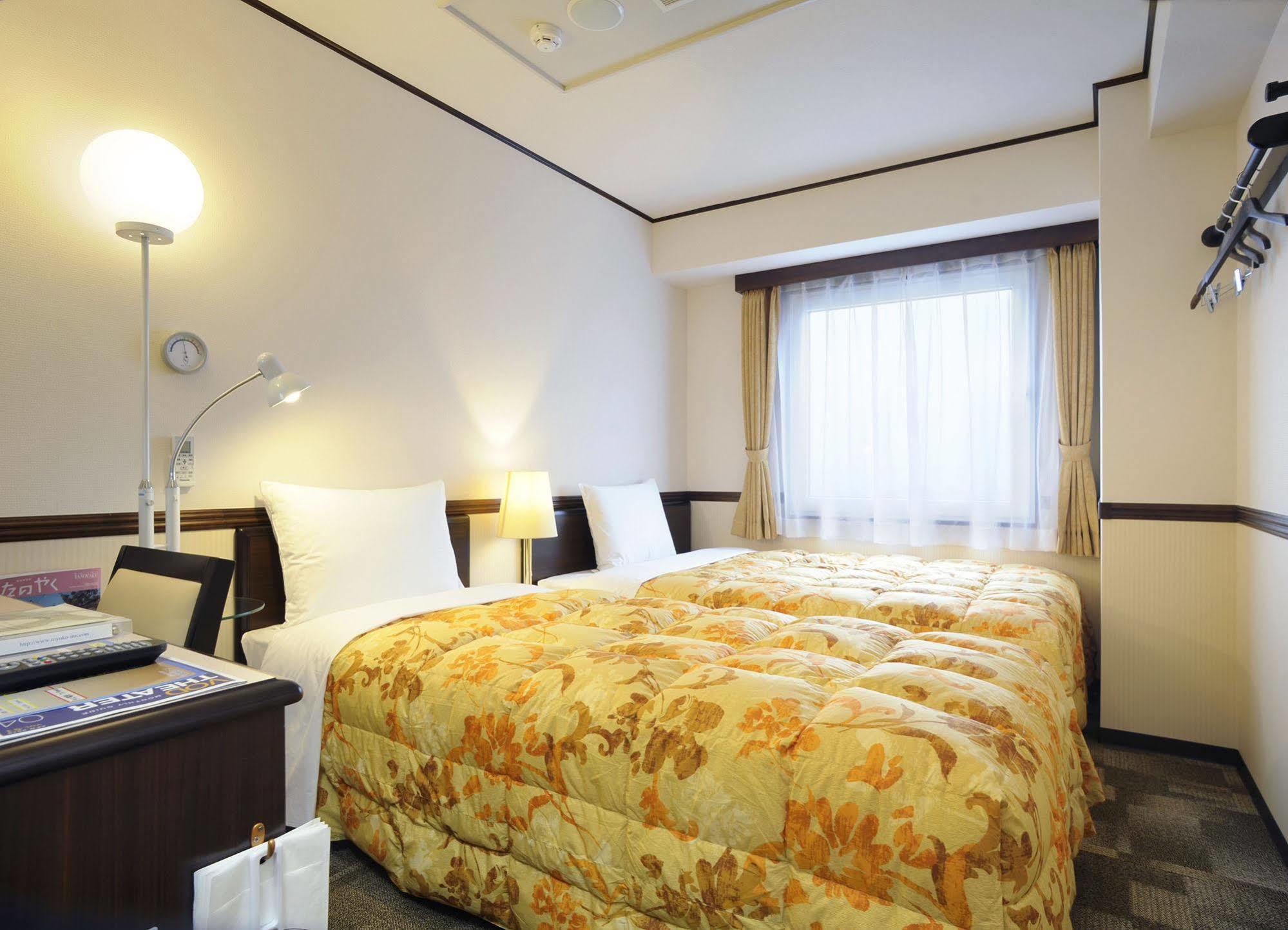 Toyoko Inn Kokura-Eki Minami-Guchi Kitakyuşu Dış mekan fotoğraf
